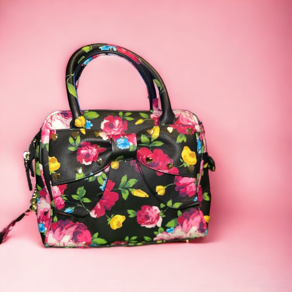floral Betsey Johnson handbag